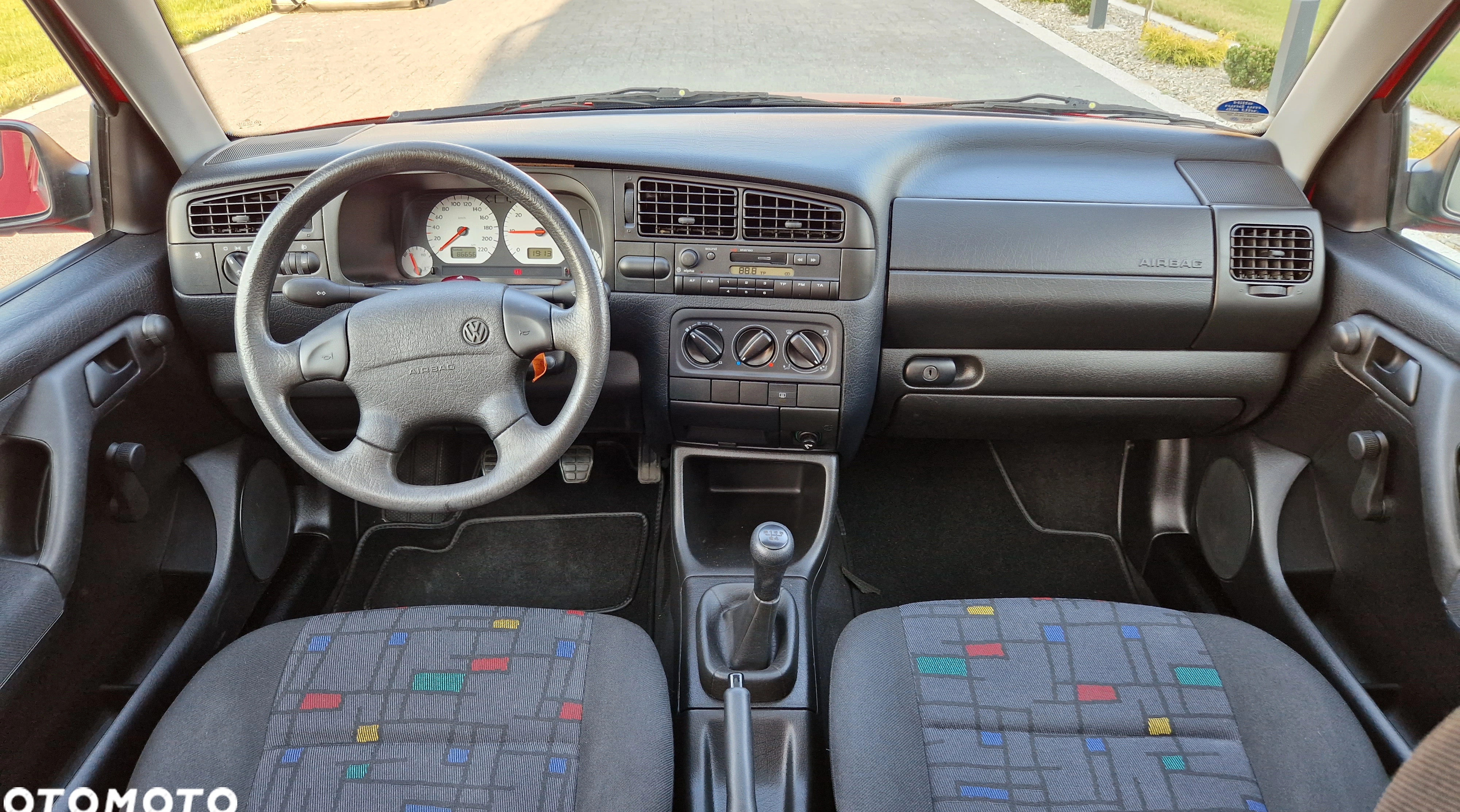 Volkswagen Golf cena 16500 przebieg: 86000, rok produkcji 1997 z Chełmża małe 781